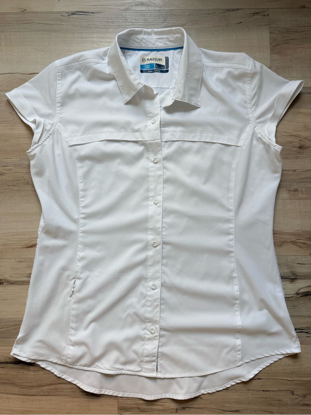 Magellan Outdoors Women's White Short Sleeve Button-Front Performance Shirt